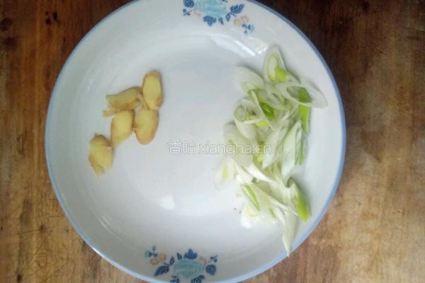 大白菜炖粉条豆腐的做法图解5