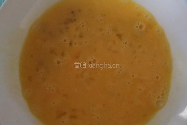 鸡蛋胡萝卜土司卷的做法图解2