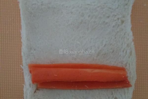鸡蛋胡萝卜土司卷的做法图解5