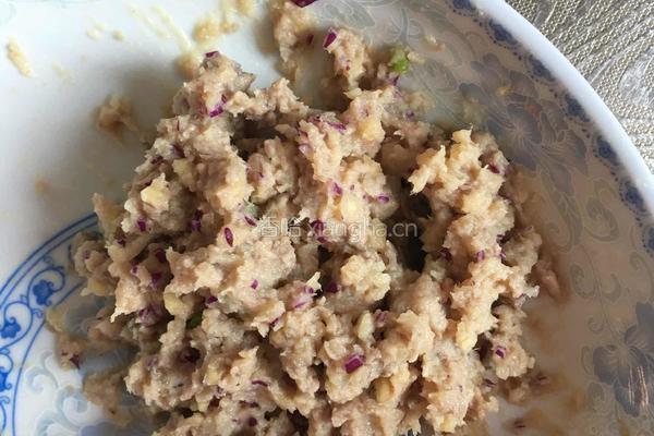 杂蔬牛肉饼的做法图解3