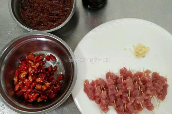 香辣牙签肉的做法图解3