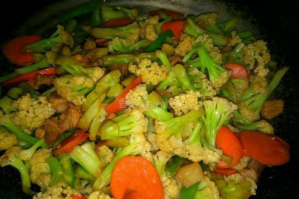 五花肉炒有机菜花的做法图解12