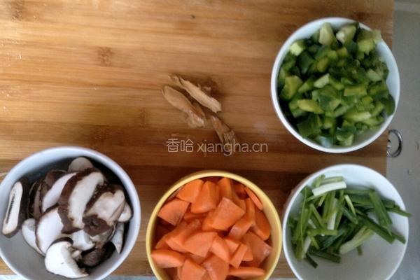 黄焖鸡的做法图解2