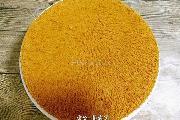 草莓酸奶慕斯蛋糕（8寸）的做法图解3
