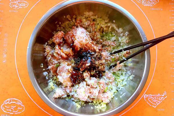 鸳鸯蒸饺的做法图解7
