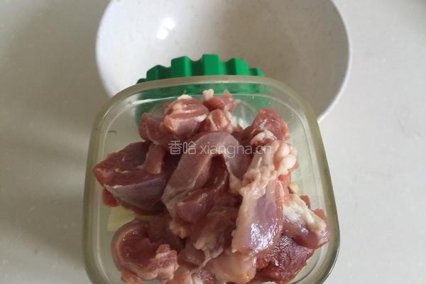 羊肉蘑菇馅包子的做法图解6