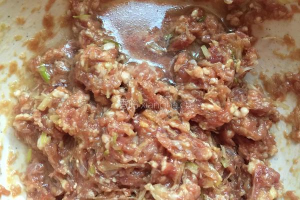 羊肉蘑菇馅包子的做法图解8