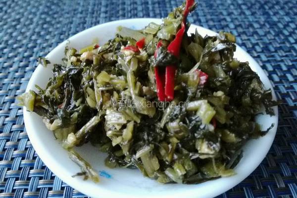 雪菜肉末荞麦面的做法图解1