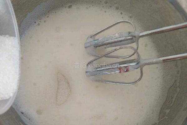 红丝绒杯子蛋糕的做法图解6