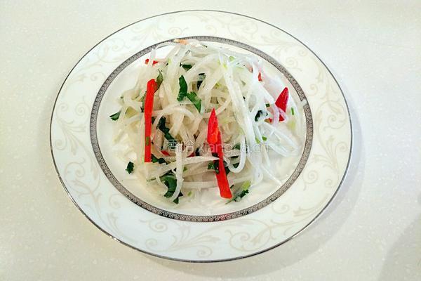 香菜拌白萝卜丝的做法图解12