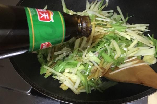 芹菜炒土豆丝的做法图解9