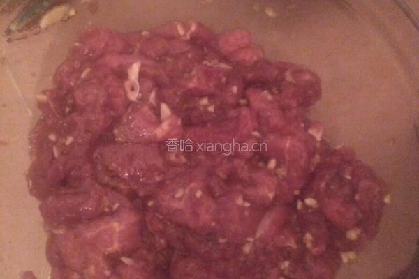 葱爆牛肉的做法图解1