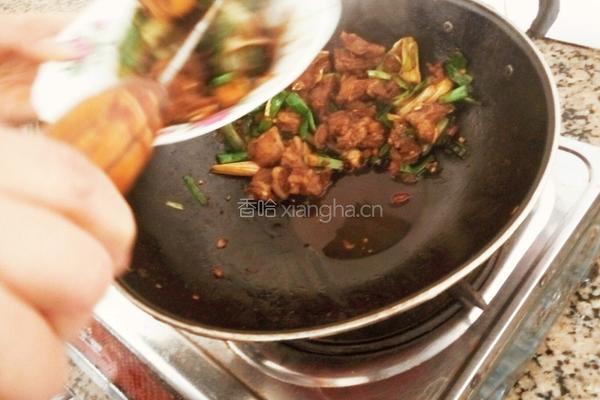 葱爆羊肉的做法图解5