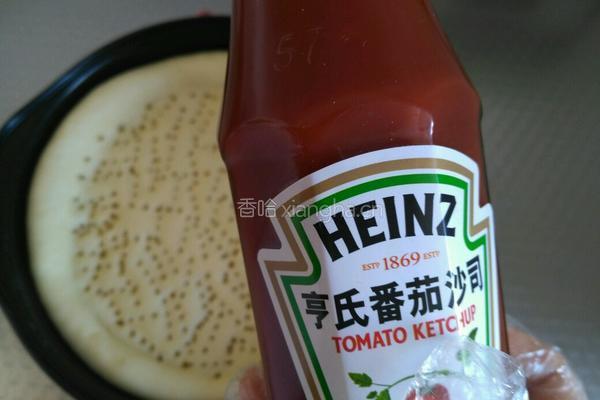 番茄酱版~培根红肠披萨〔9寸〕的做法图解15