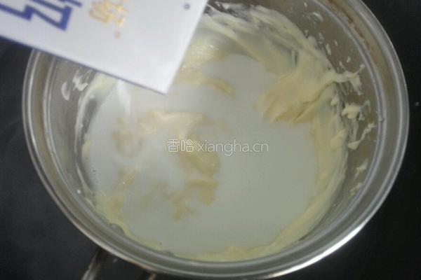 蛋糕卷奶酪慕斯的做法图解6