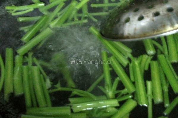 炝芹菜土豆丝的做法图解5