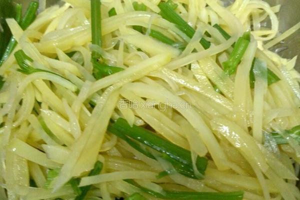 炝芹菜土豆丝的做法图解11