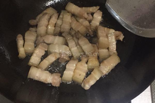 猪肉炖粉条的做法图解3