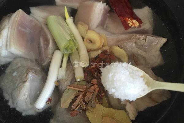 五香酱猪肉的做法图解6