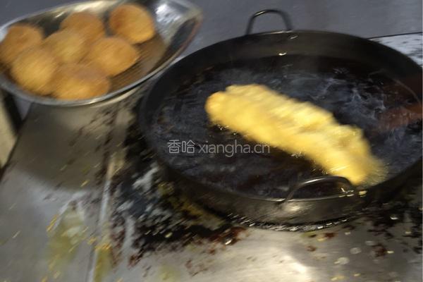 油条的做法图解3