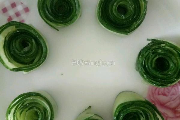 鸡肉蘑菇炒青菜的做法图解1