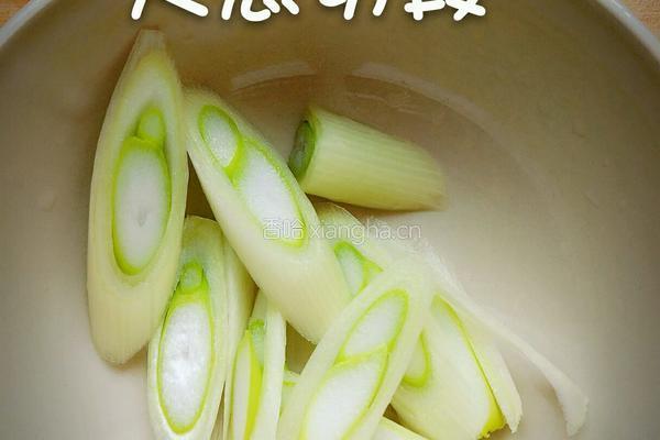 独家自创无油番茄炖牛肉的做法图解3