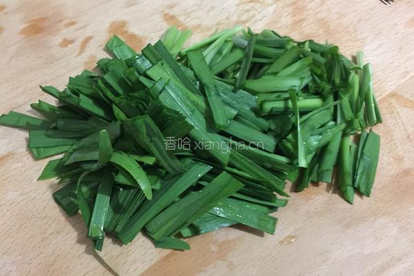 韭菜炒香干的做法图解1