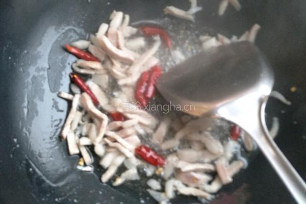 小炒蟹腿菇的做法图解5