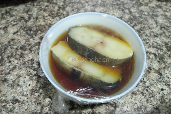 抱腌清蒸鱼的做法图解5