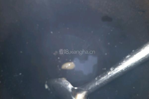 酸菜鲫鱼汤的做法图解4