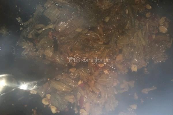 酸菜鲫鱼汤的做法图解7