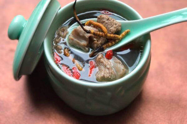 虫草罐罐汤的做法图解4