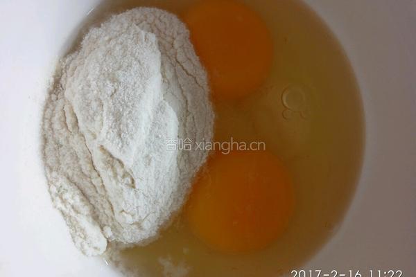 炸大虾的做法图解2