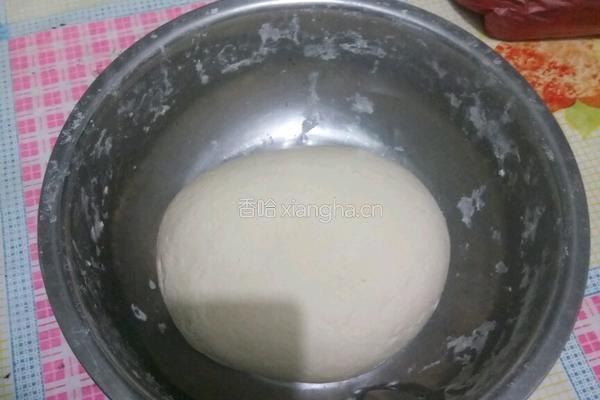 韭菜鸡蛋水饺的做法图解1