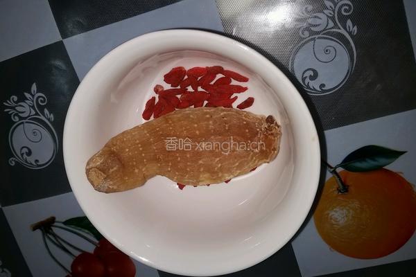 天麻鸡脚汤的做法图解2