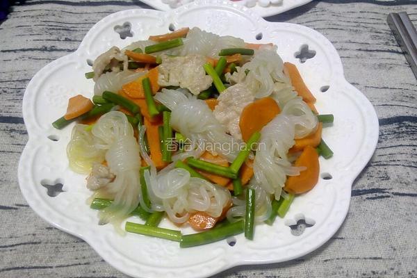 魔芋丝结蒜苔炒肉的做法图解12