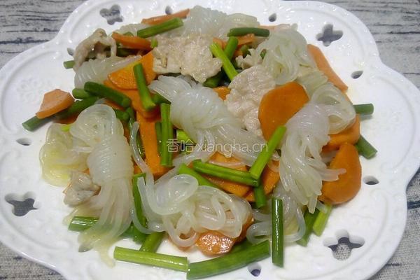 魔芋丝结蒜苔炒肉的做法图解13