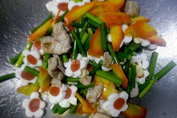 魔芋梅花蒜苔炒肉的做法图解10