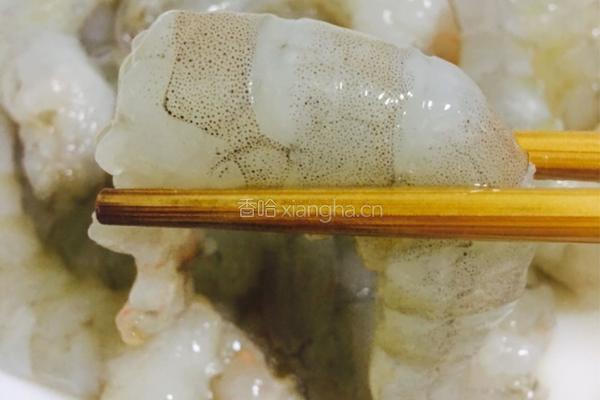 滑蛋炒虾仁的做法图解5