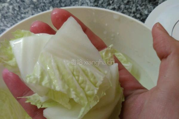 糖醋白菜的做法图解1