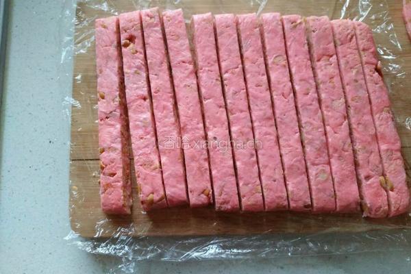 草莓味花生牛轧糖的做法图解8