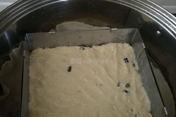 葡萄干亚麻籽玉米面发糕的做法图解5