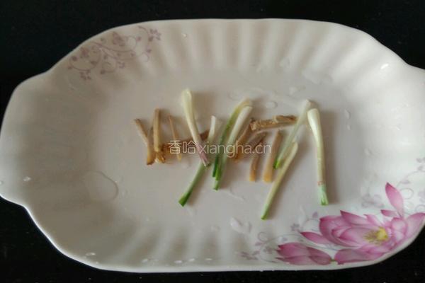豉油蒸黄鱼的做法图解4