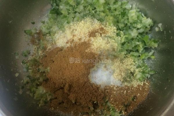 葱花饼的做法图解1