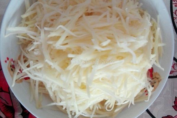 土豆饼的做法图解1