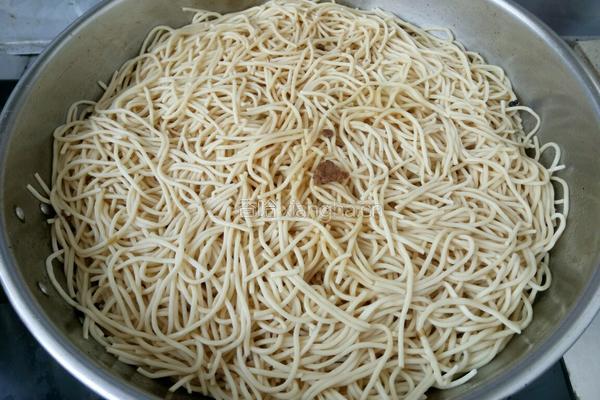豆角焖面的做法图解4