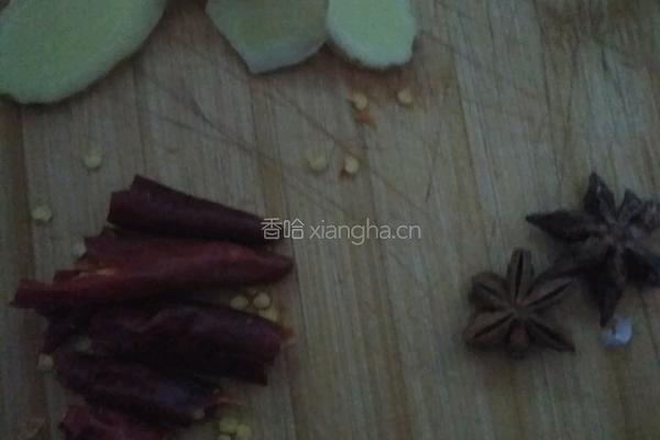 排骨萝卜汤的做法图解2