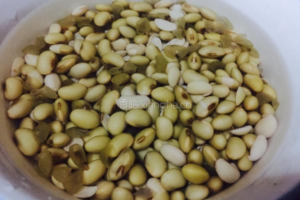 粉爆香黄豆的做法图解2