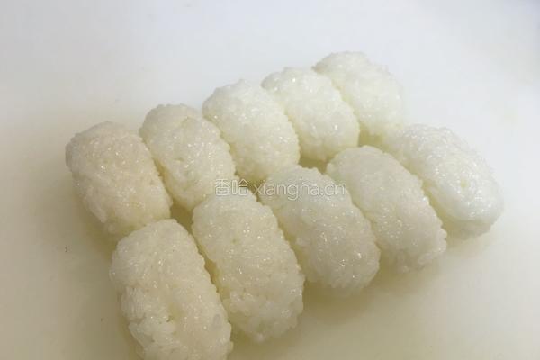 香芒鲑鱼寿司的做法图解2