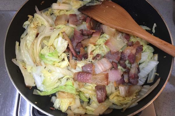 咸肉片炒白菜的做法图解8